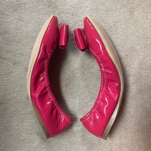 NEW Miu Miu Hot Pink Patent Leather Bow Ballet Flats Bows 39 EU / 8 US - Picture 4 of 7